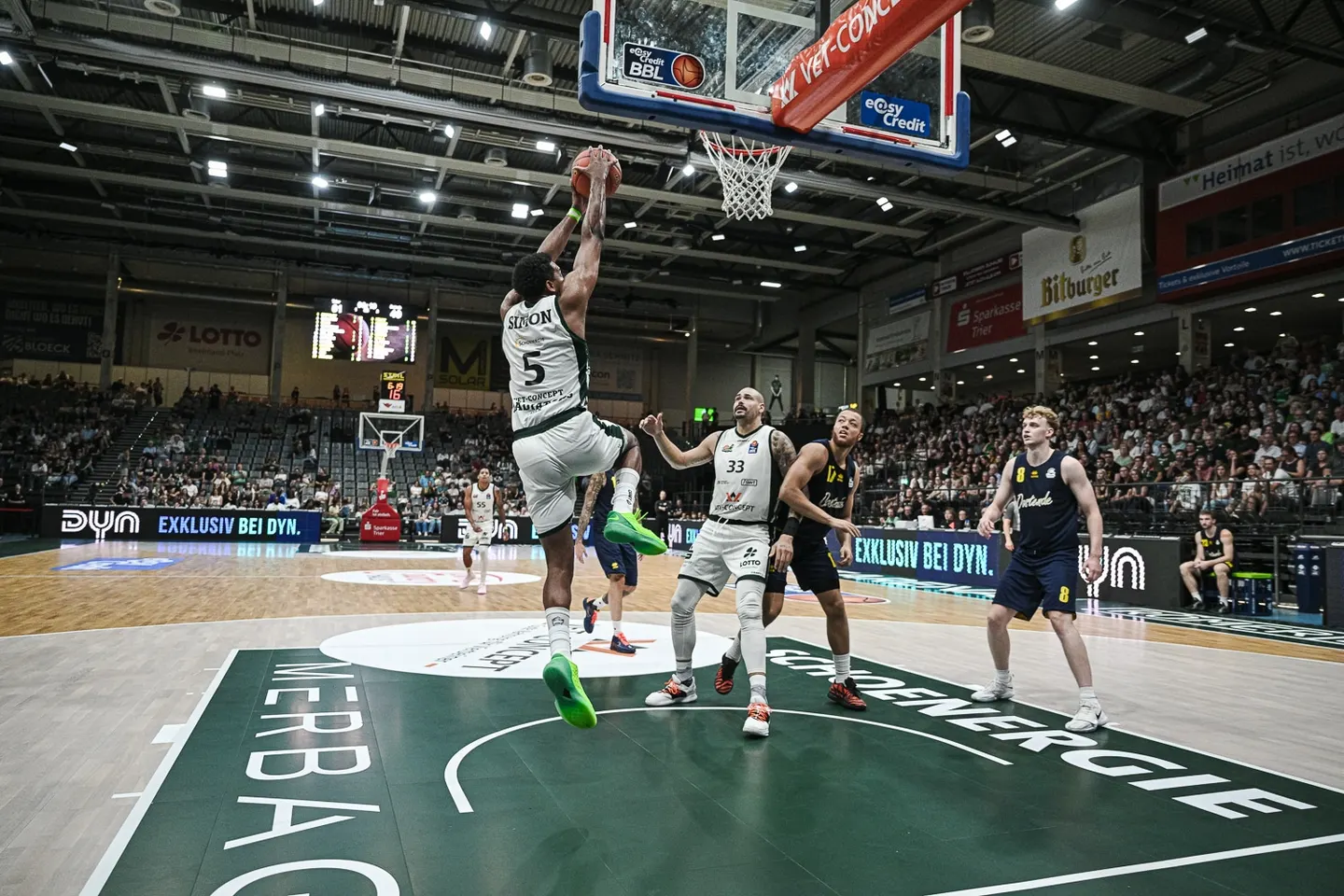 Auftakt in die 61. Saison der easyCredit BBL. VET-CONCEPT Gladiators Trier treten bei den Basketball Löwen Braunschweig an.